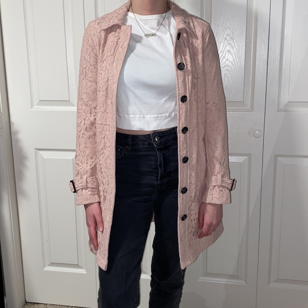 Pink coat - Picture 4 of 8